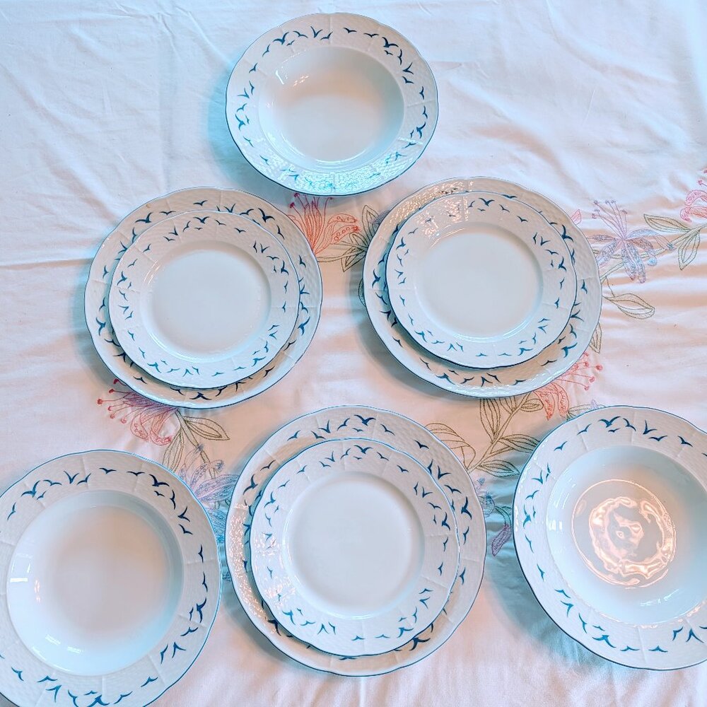 VTG Set of 9 TK Thun Czechoslovakia Blue Bird Dinnerware Set Plates Bowls RARE